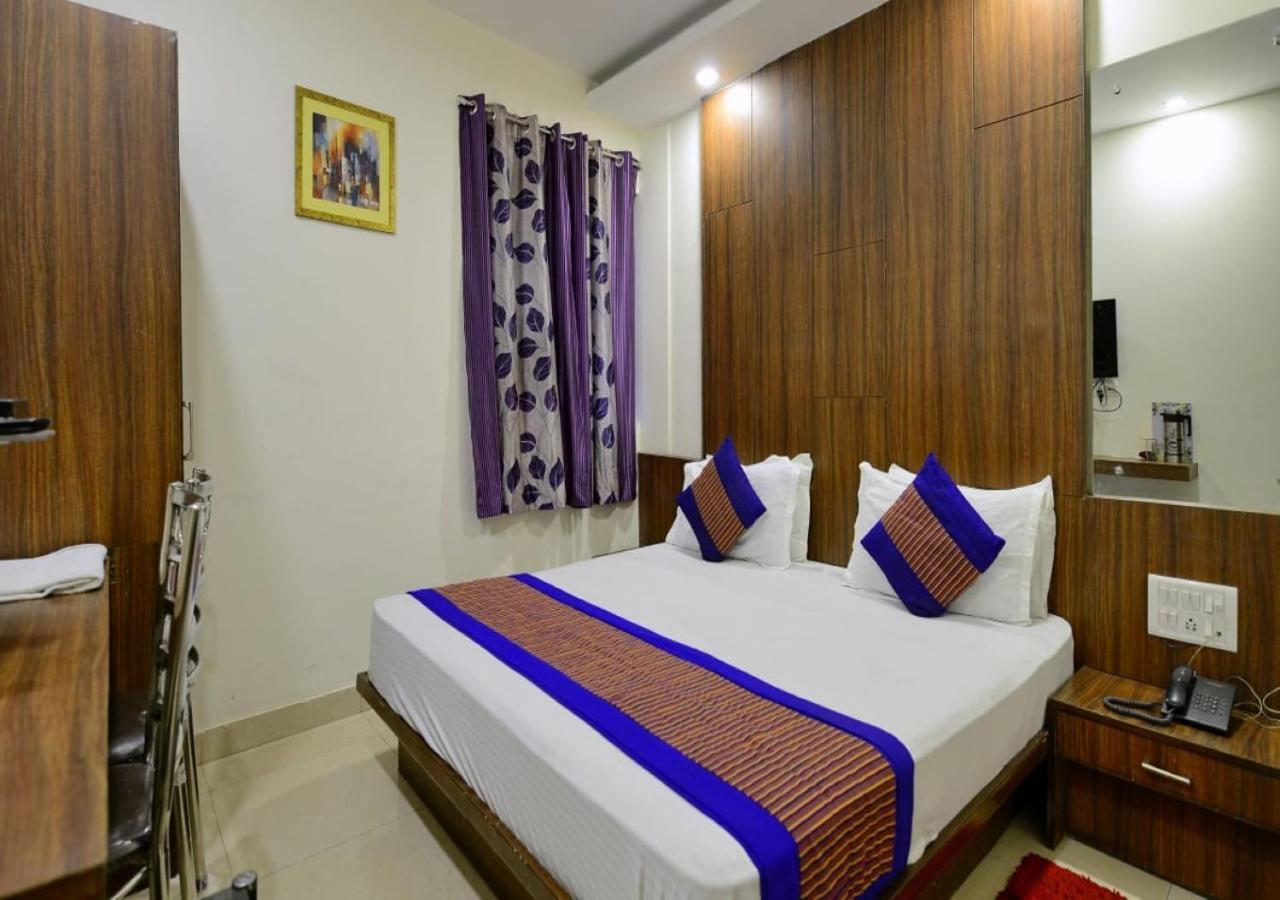 Hotel Keshew International New Delhi Eksteriør bilde