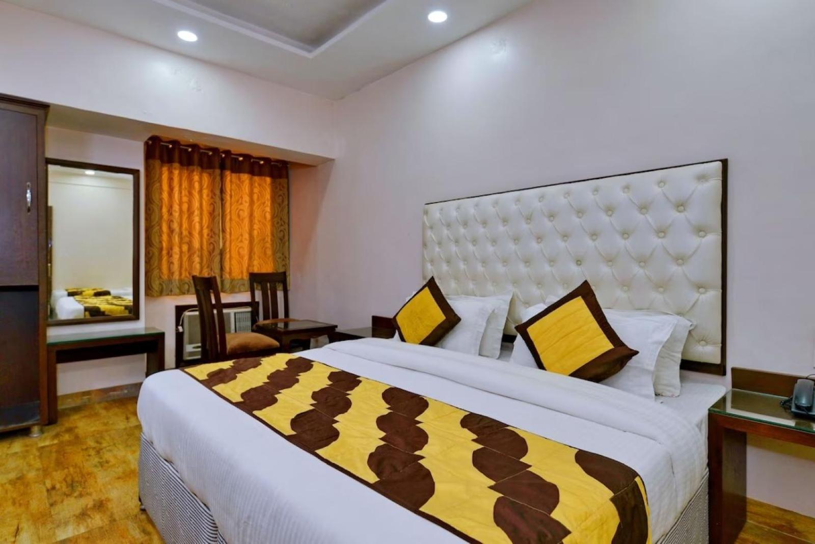 Hotel Keshew International New Delhi Eksteriør bilde